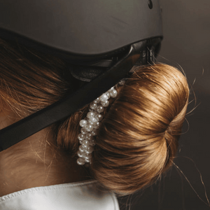 Ultra-Stretchy Pearl Scrunchies 9